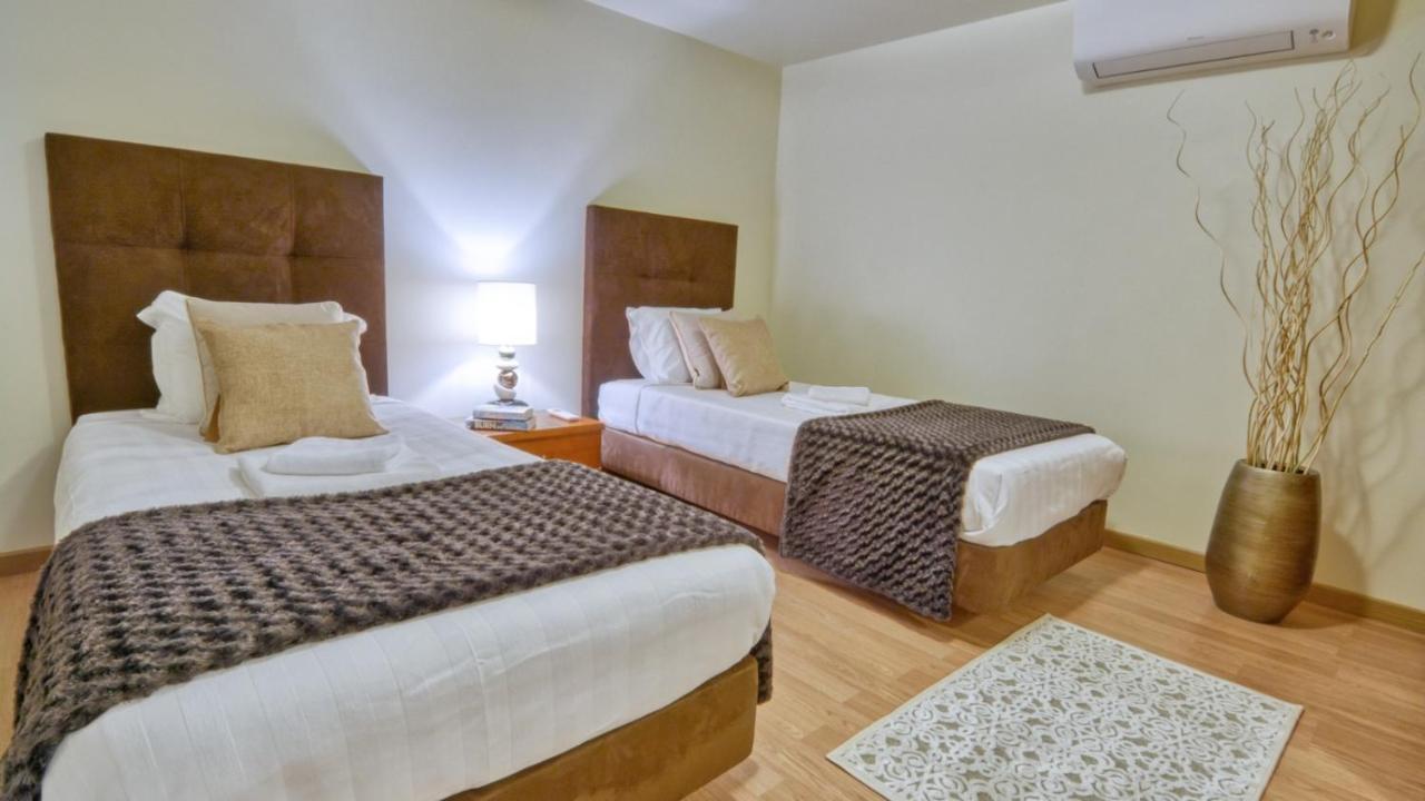 8-Bed Villa In Vilamoura-Sleeps-Playground-Pool Esterno foto